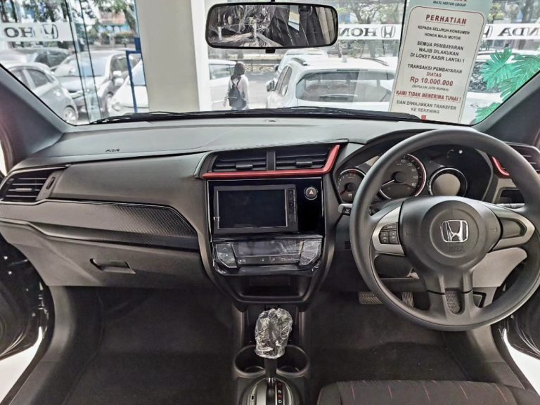 Interior Honda Brio