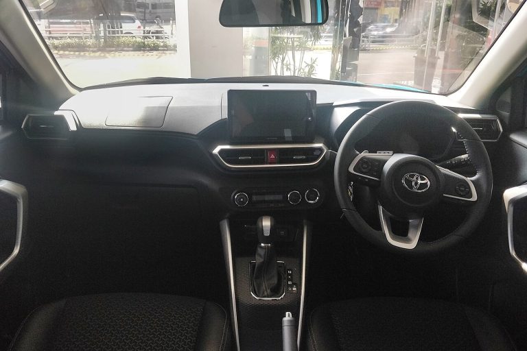 Interior Toyota Raize